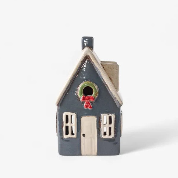 Alsace Tea Light Cottage Navy with Wreath