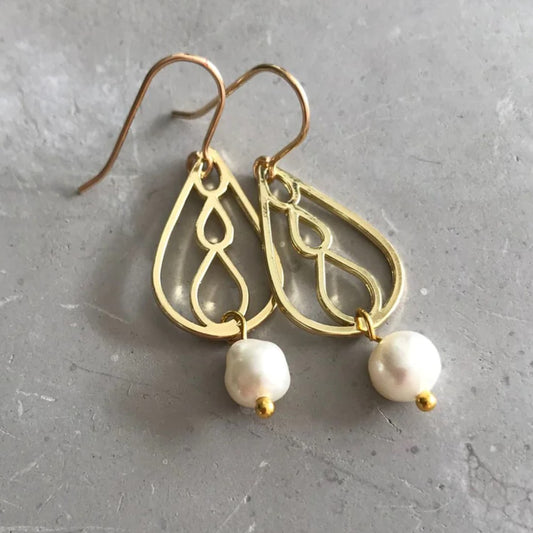 Twigg Casted Rise Pearl Earrings