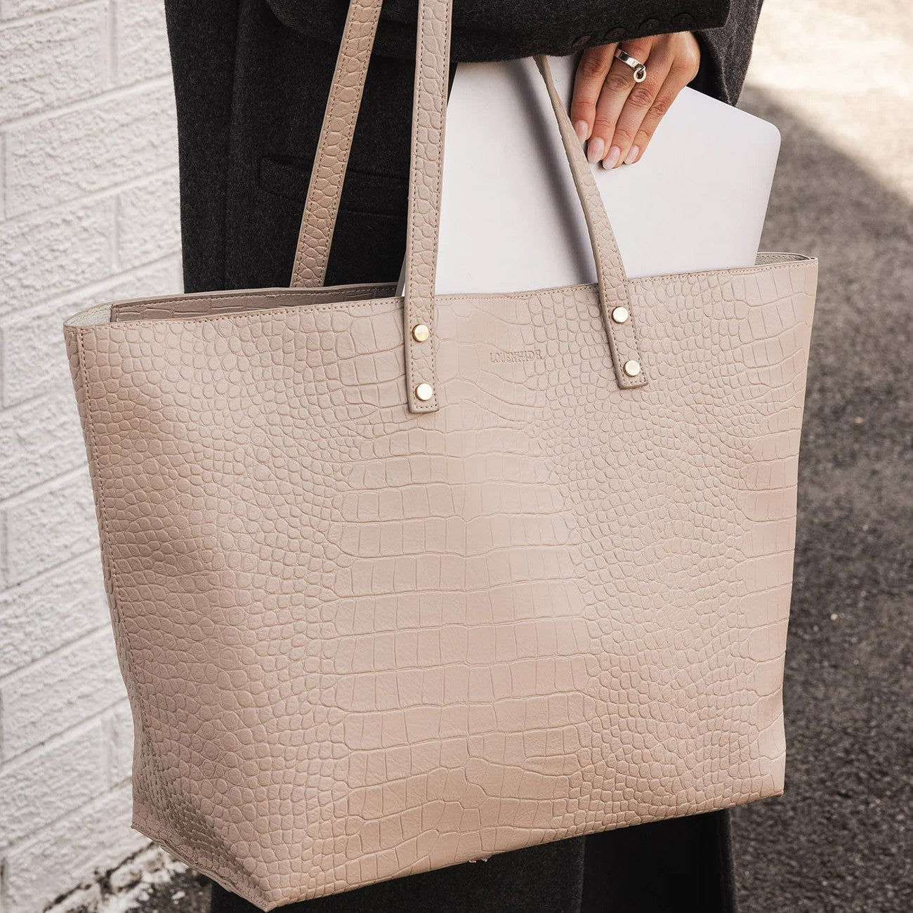 Louenhide Hudson Tote Bag