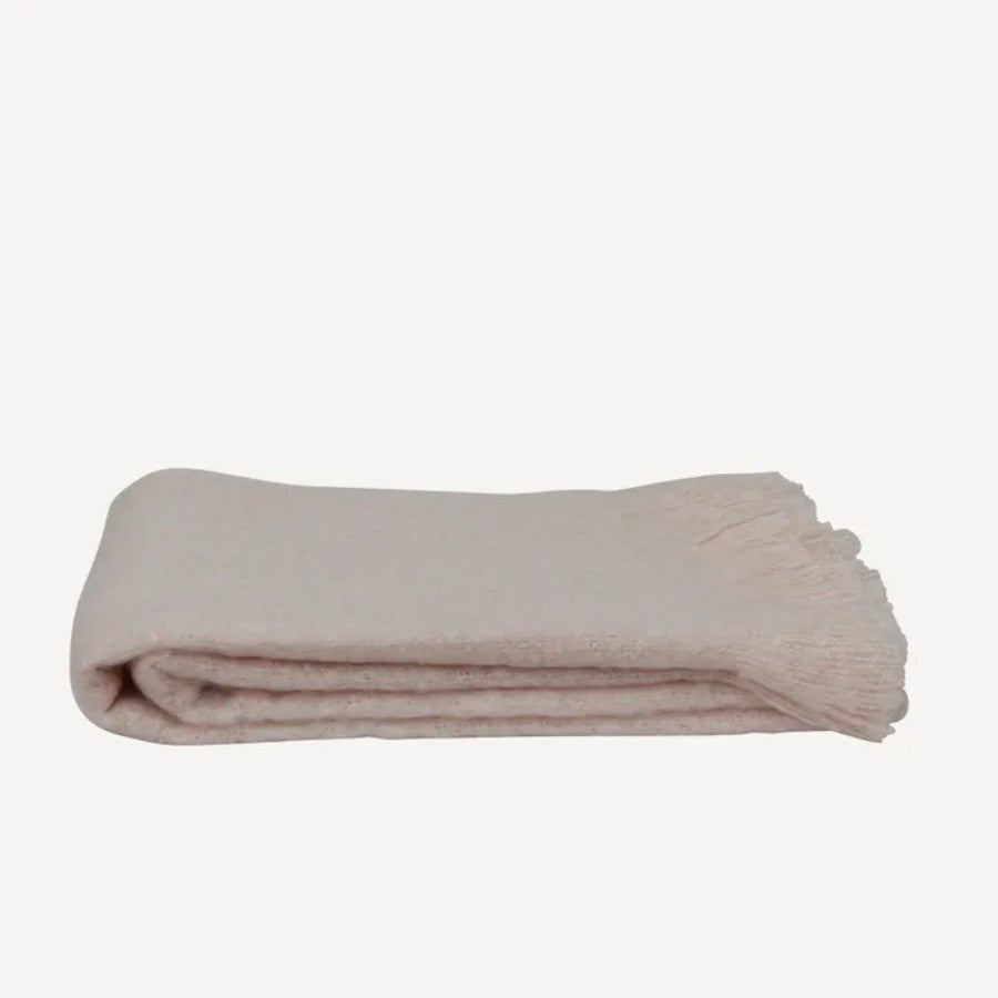 Tassle Throw Pink