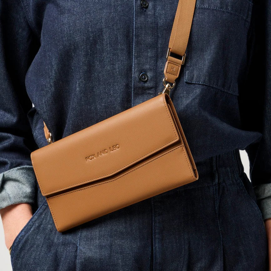 Fox & Leo The Traveller Tan Leather
