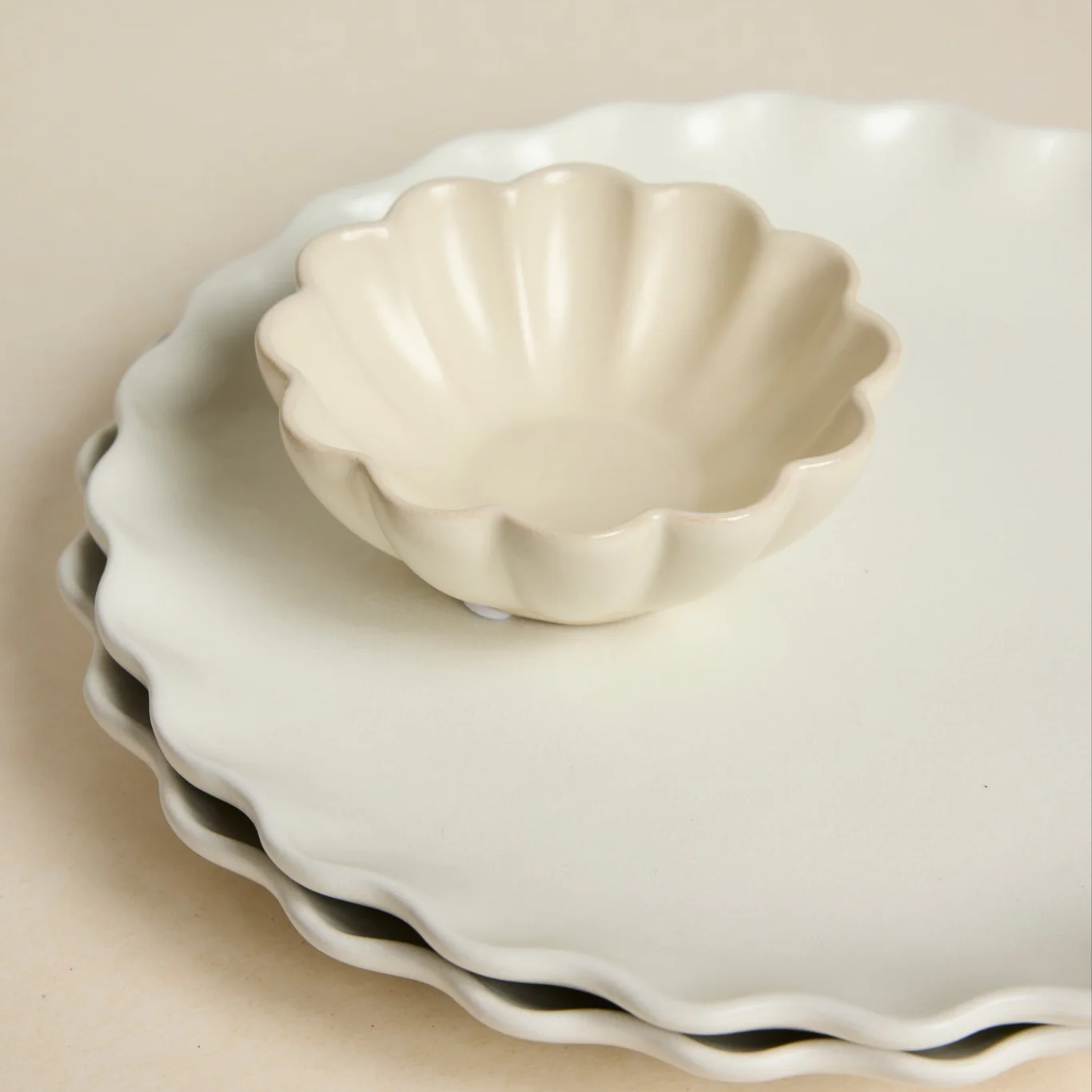 Wave Dipping Bowl Matte Ivory