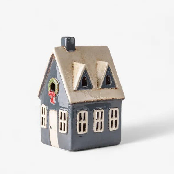 Alsace Tea Light Cottage Navy with Wreath