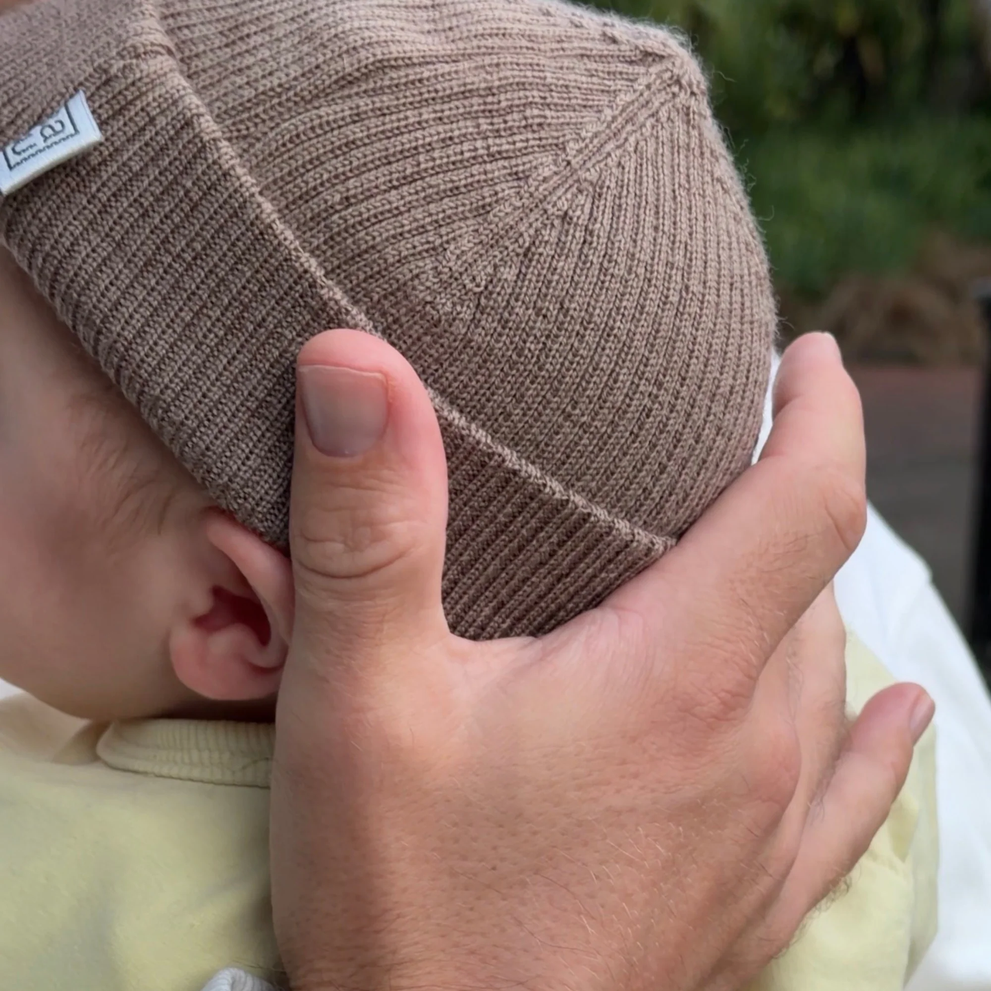 Babu Merino Ribbed Beanie Walnut