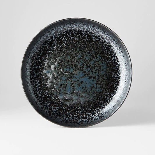 A high rim plate with a black pearl design, featuring a vibrant splash of gloss black against a matte black background with subtle highlights of cyan.