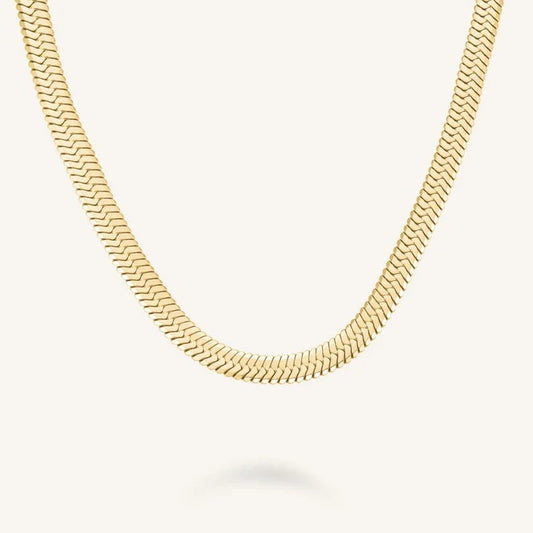 Gold chain necklace