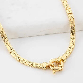Gold chain necklace