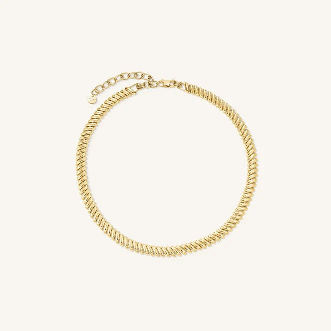 Gold chain necklace 