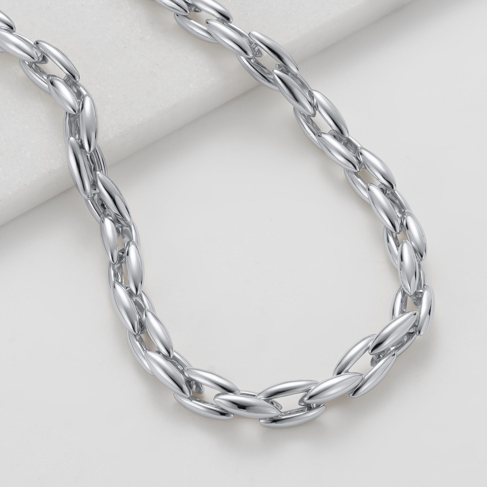 Silver chain necklace 