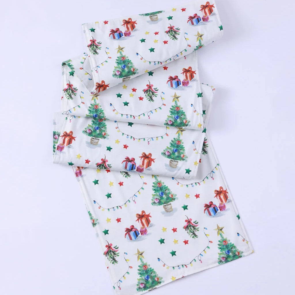 Feliz Navidad Table Runner