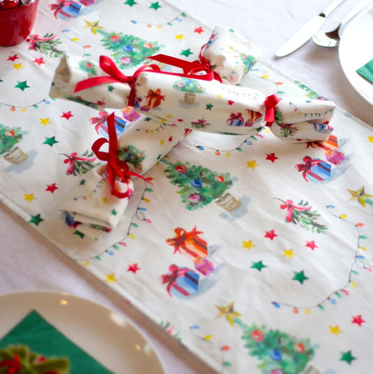 Feliz Navidad Table Runner