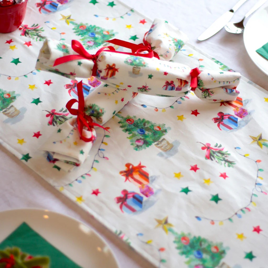 Feliz Navidad Tea Towel Cracker