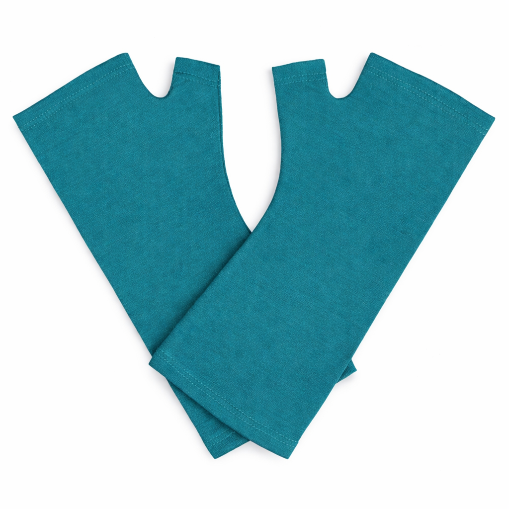 Pair of teal fingerless gloves 