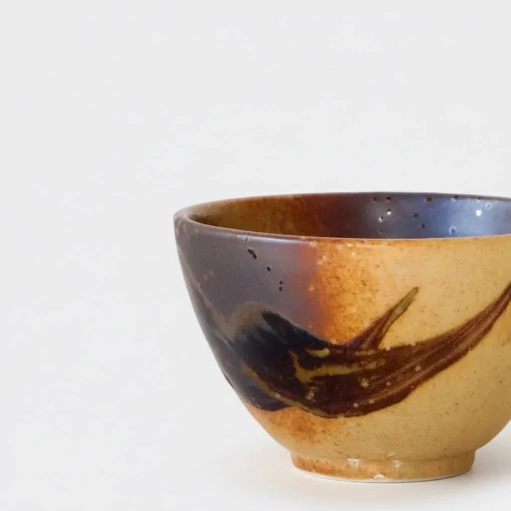 Ceramic bowl with artistic design
