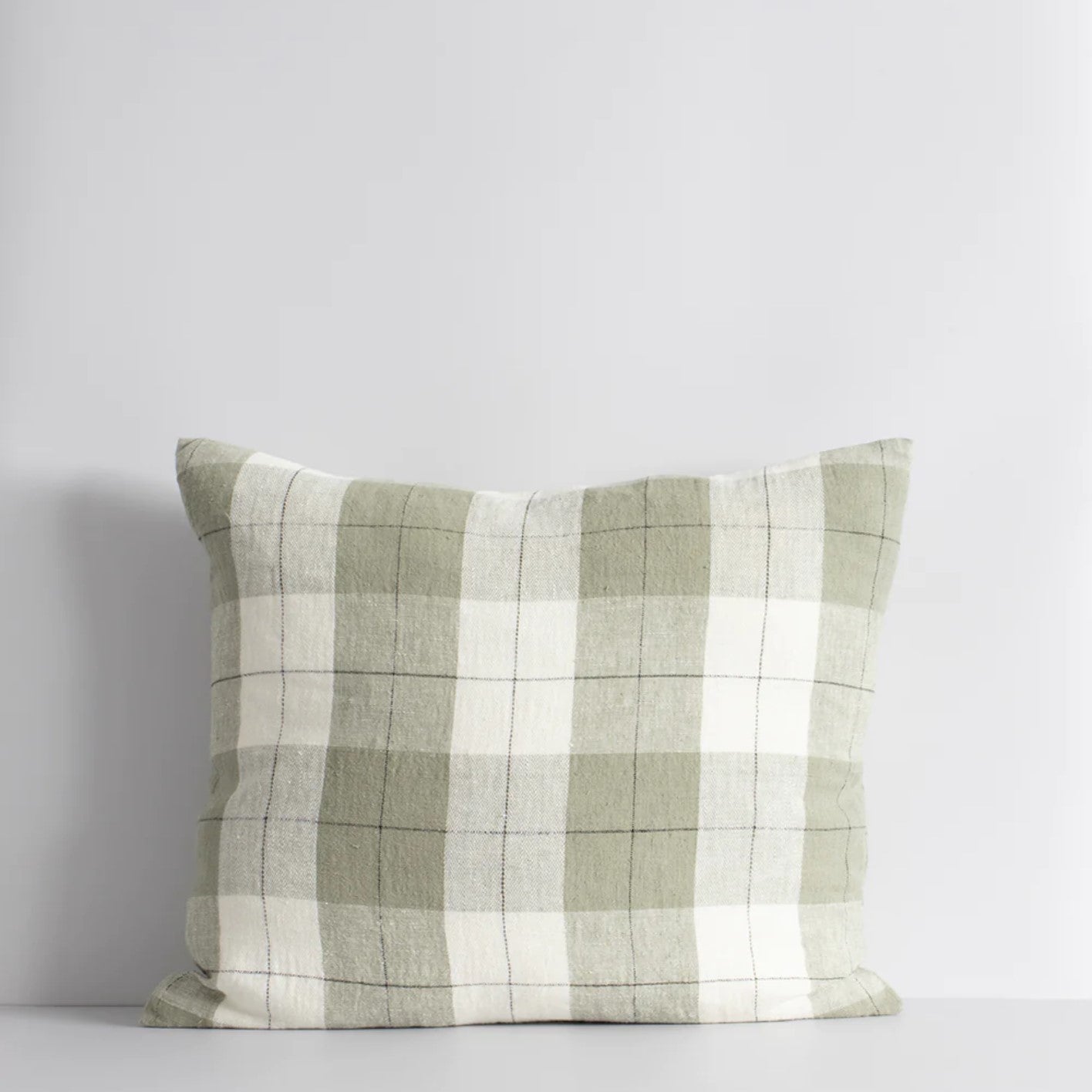 Baya Willis cushion - Sage/Ivory